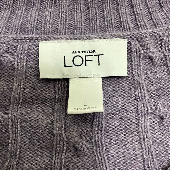 ANN TAYLOR LOFT Wool Blend V Neck Sweater - Picture 4 of 5